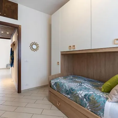 La Casa Di Zoe Holiday home